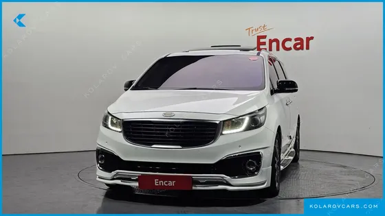KIA CARNIVAL 7-SEATER LIMOUSINE