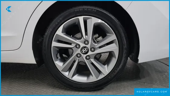 HYUNDAI ELANTRA (AVANTE) 1.6 GDI VALUE PLUS