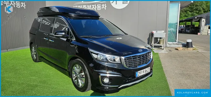 KIA CARNIVAL 9-SEATER HI-LIMOUSINE