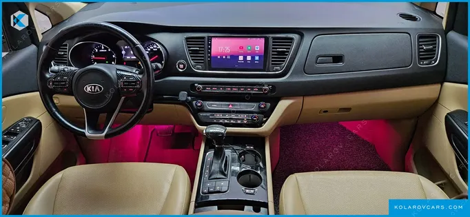 KIA CARNIVAL 9-SEATER HI-LIMOUSINE