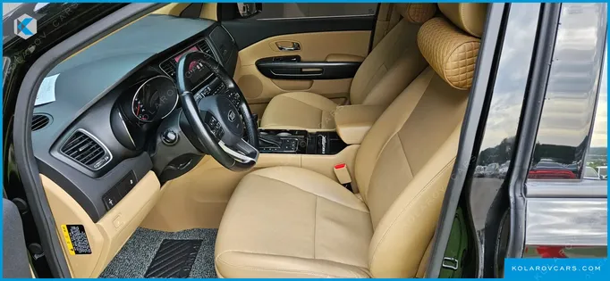 KIA CARNIVAL 9-SEATER HI-LIMOUSINE