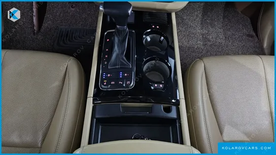 KIA CARNIVAL 9-SEATER HI-LIMOUSINE
