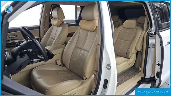 KIA CARNIVAL 9-SEATER HI-LIMOUSINE