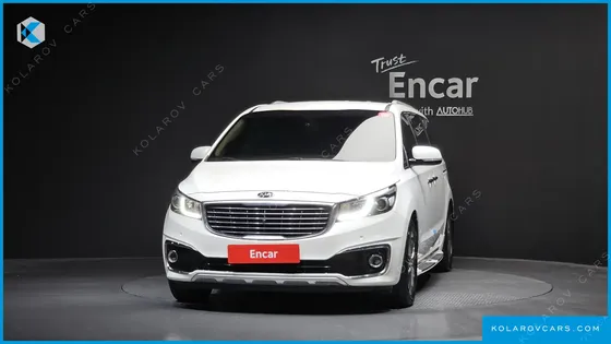 KIA CARNIVAL 7-SEATER LIMOUSINE