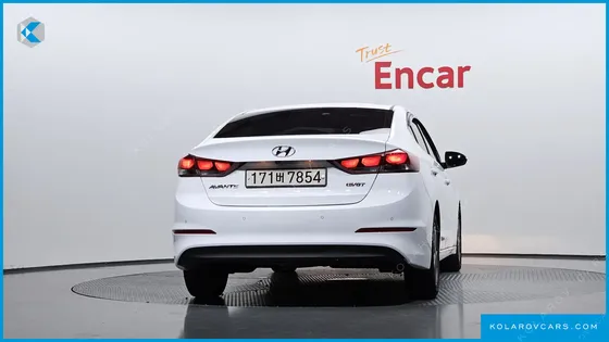 HYUNDAI ELANTRA (AVANTE) 1.6 E-VGT SMART