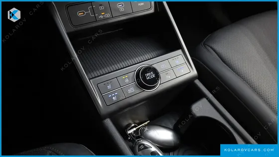 HYUNDAI KONA GASOLINE 1.6 TURBO 2WD