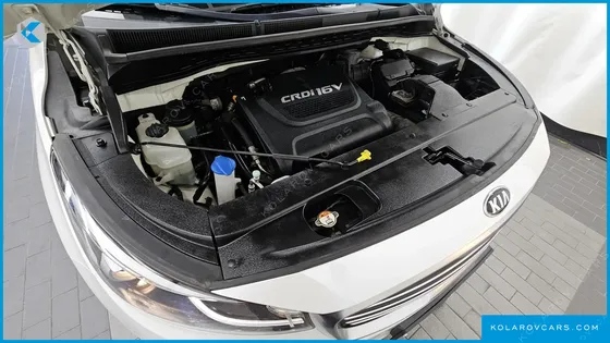 KIA CARNIVAL 11-SEATER PRESTIGE