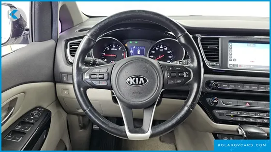 KIA CARNIVAL 11-SEATER PRESTIGE