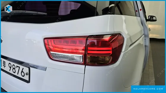 KIA CARNIVAL 11-SEATER PRESTIGE