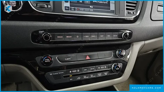 KIA CARNIVAL 11-SEATER PRESTIGE