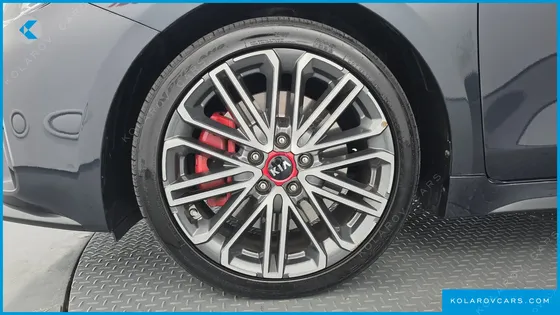KIA K3 5DOOR GT PLUS