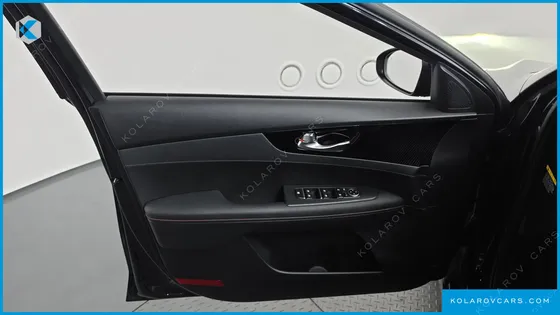 KIA K3 5DOOR GT PLUS