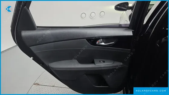 KIA K3 5DOOR GT PLUS