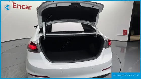 HYUNDAI ELANTRA (AVANTE) 1.6 GDI VALUE PLUS