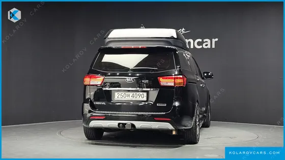 KIA CARNIVAL GASOLINE 9-SEATER HI-LIMOUSINE
