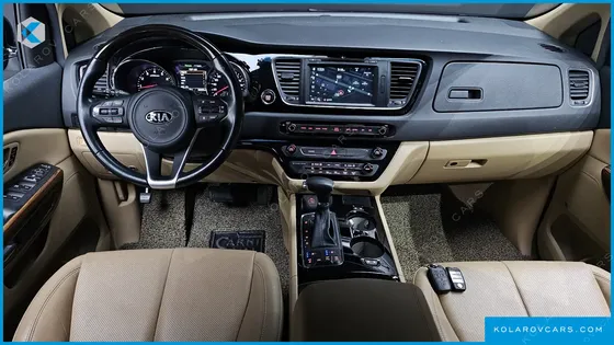 KIA CARNIVAL GASOLINE 9-SEATER HI-LIMOUSINE