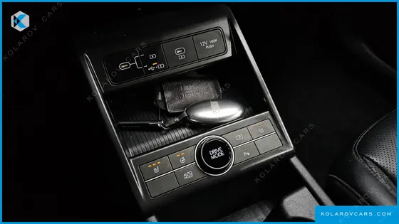 HYUNDAI KONA GASOLINE 1.6 TURBO 2WD