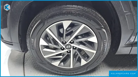 HYUNDAI TUCSON PREMIUM 2WD