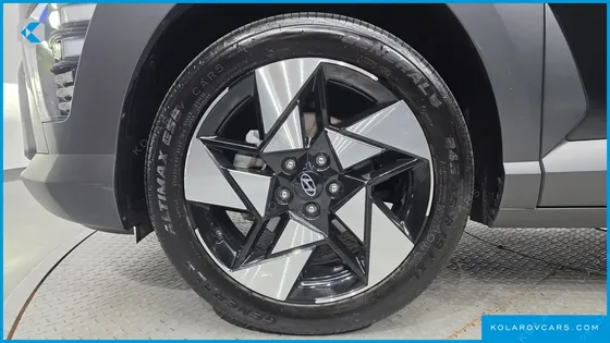 HYUNDAI KONA GASOLINE 2.0 2WD
