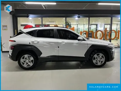 HYUNDAI KONA GASOLINE 2.0 2WD
