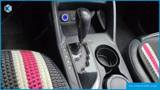 HYUNDAI TUCSON DIESEL 2WD LX20