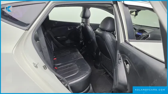 HYUNDAI TUCSON DIESEL 2WD LX20