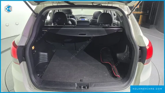 HYUNDAI TUCSON DIESEL 2WD LX20