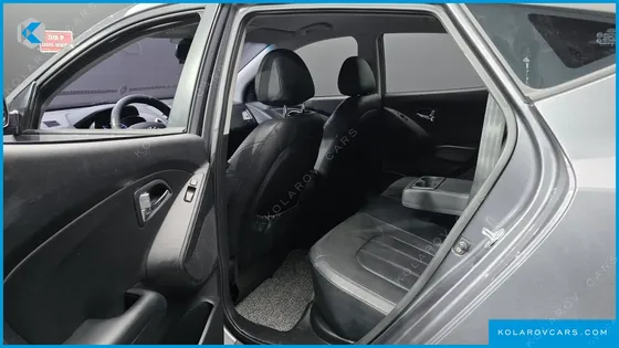 HYUNDAI TUCSON DIESEL 2WD LX20