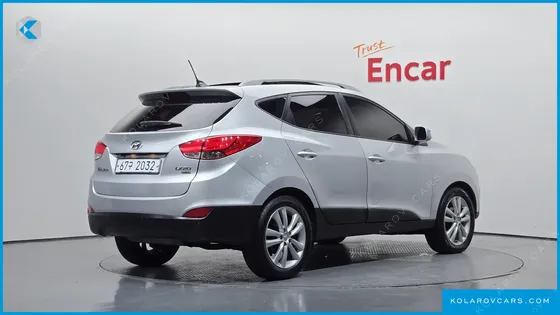HYUNDAI TUCSON DIESEL 2WD LX20