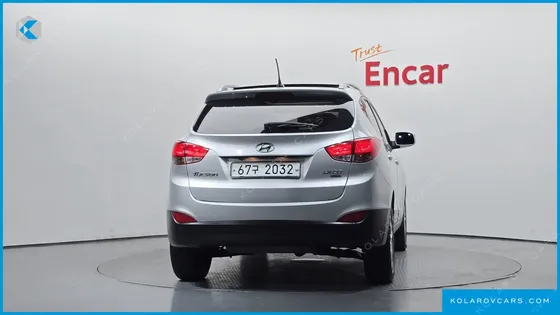 HYUNDAI TUCSON DIESEL 2WD LX20