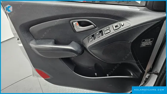 HYUNDAI TUCSON DIESEL 2WD LX20