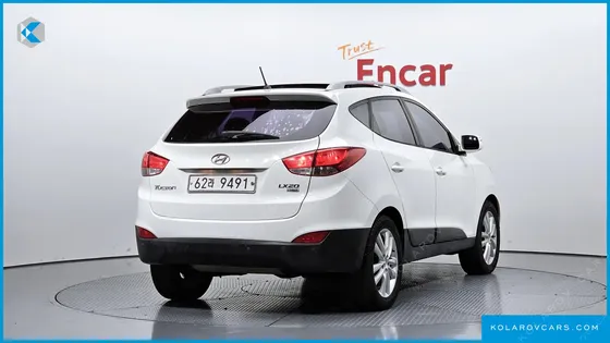 HYUNDAI TUCSON DIESEL 2WD LX20