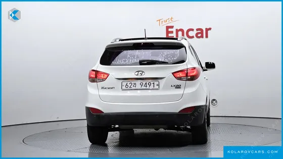 HYUNDAI TUCSON DIESEL 2WD LX20