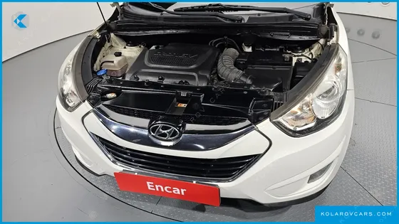 HYUNDAI TUCSON DIESEL 2WD LX20