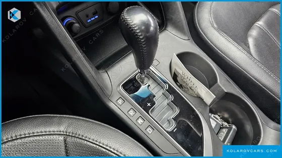 HYUNDAI TUCSON DIESEL 2WD LX20