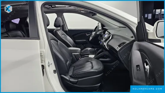 HYUNDAI TUCSON DIESEL 2WD LX20