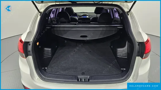 HYUNDAI TUCSON DIESEL 2WD LX20