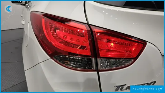 HYUNDAI TUCSON DIESEL 2WD LX20