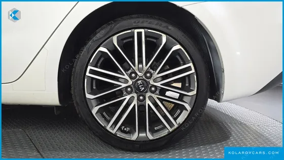 KIA K3 TRENDY