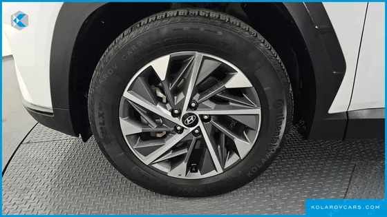 HYUNDAI TUCSON PREMIUM 2WD