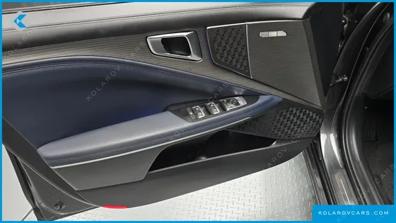 KIA K8 SIGNATURE BLACK