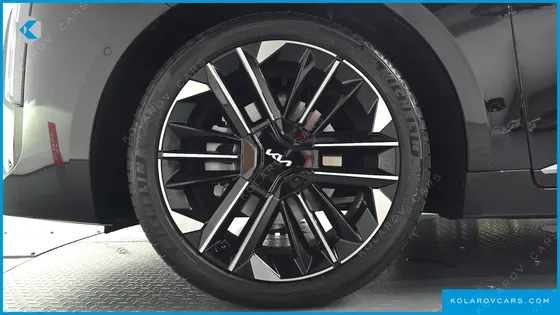 KIA K8 SIGNATURE