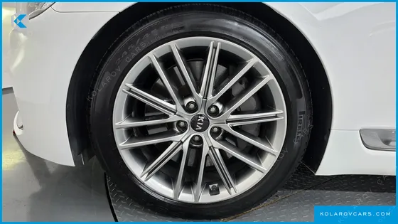 KIA K9 3.3 T-GDI AWD