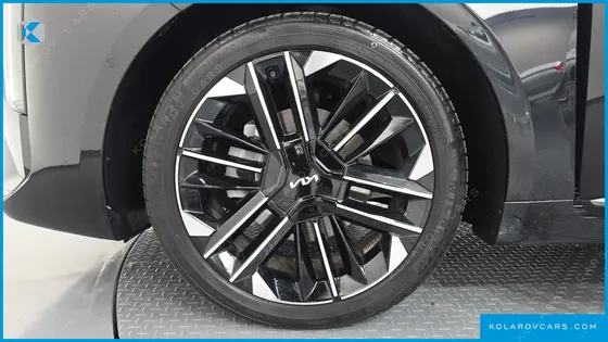 KIA K8 SIGNATURE
