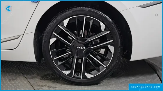 KIA K8 SIGNATURE