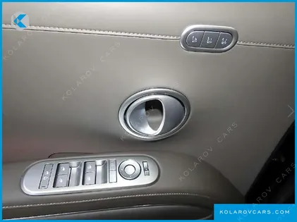 HYUNDAI PALISADE GASOLINE 2.5T 4WD 9-SEATER