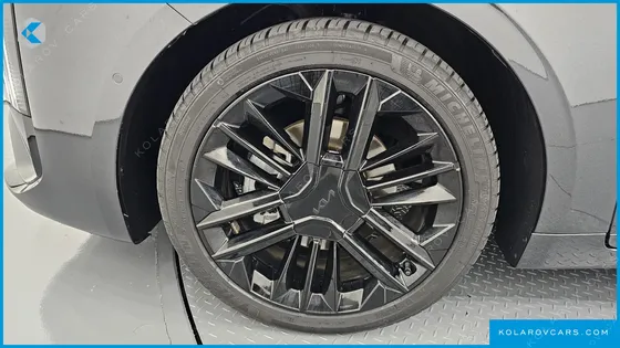 KIA K8 SIGNATURE BLACK