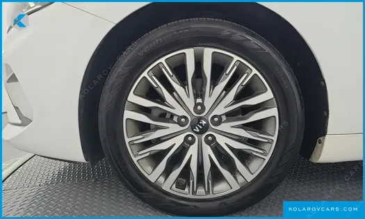 KIA K7 SIGNATURE