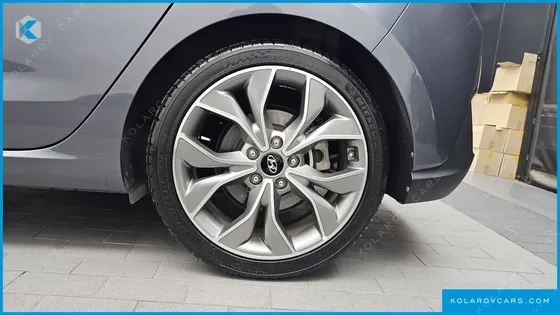 HYUNDAI I30 1.6 TURBO