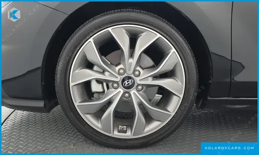 HYUNDAI I30 1.6 TURBO